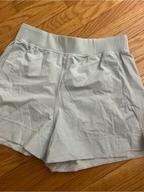 Lululemon Light Blue Women's Athletic Shorts 4”